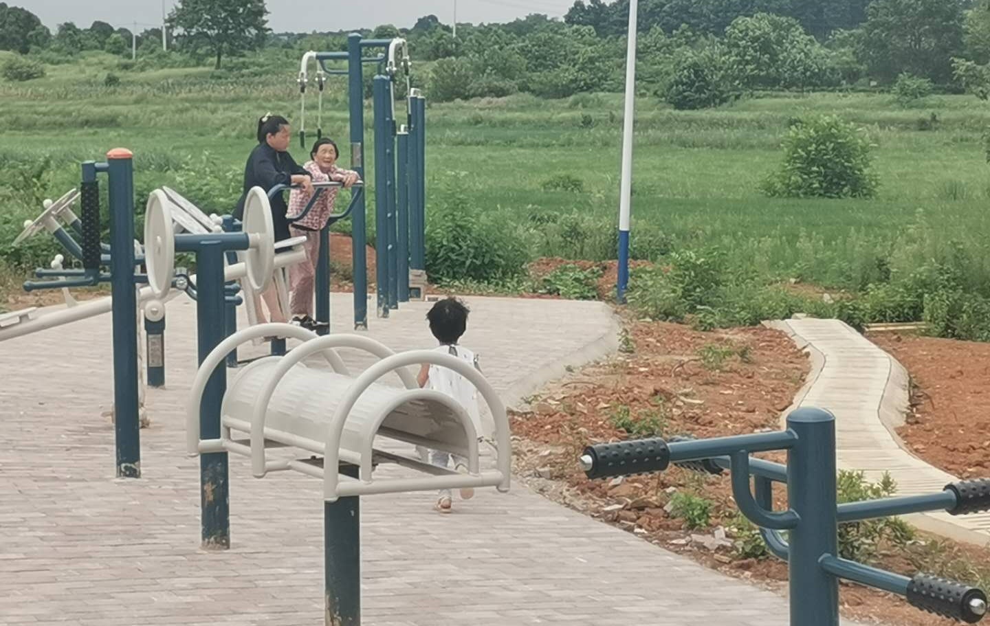 6e2ab9c5d3e2f5739f39cd7975f784e_看图王.jpg 6e2ab9c5d3e2f5739f39cd7975f784e_看图王.jpg