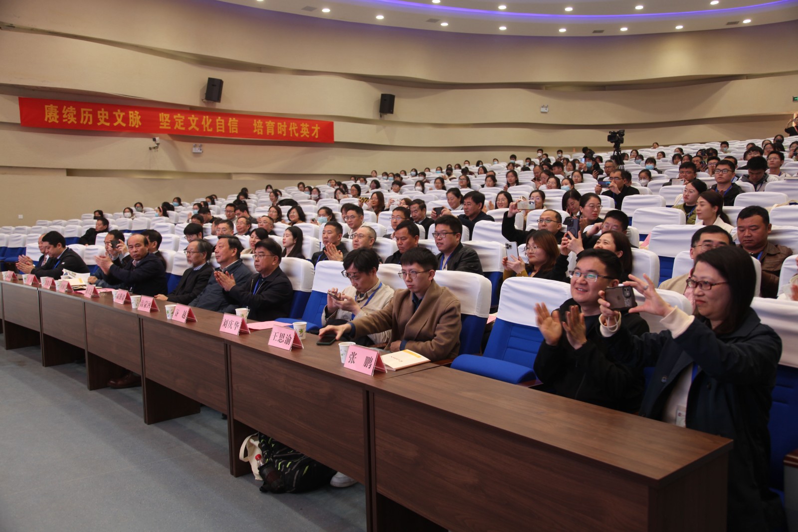 IMG_2787_看图王.jpg IMG_2787_看图王.jpg