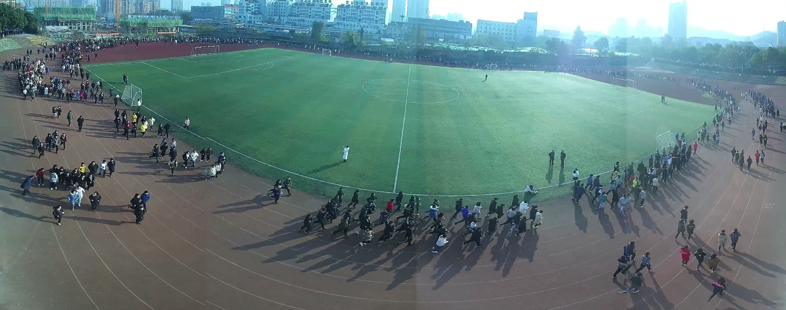 主席台全景(枪机)_20191205091144_3336_0E752328_15755083041_看图王.jpg 主席台全景(枪机)_20191205091144_3336_0E752328_15755083041_看图王.jpg