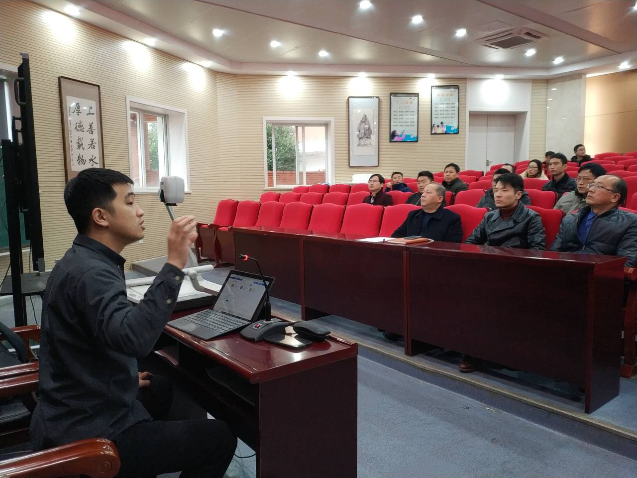 Cache_-4c47d27c899a86eb..jpg Cache_-4c47d27c899a86eb..jpg