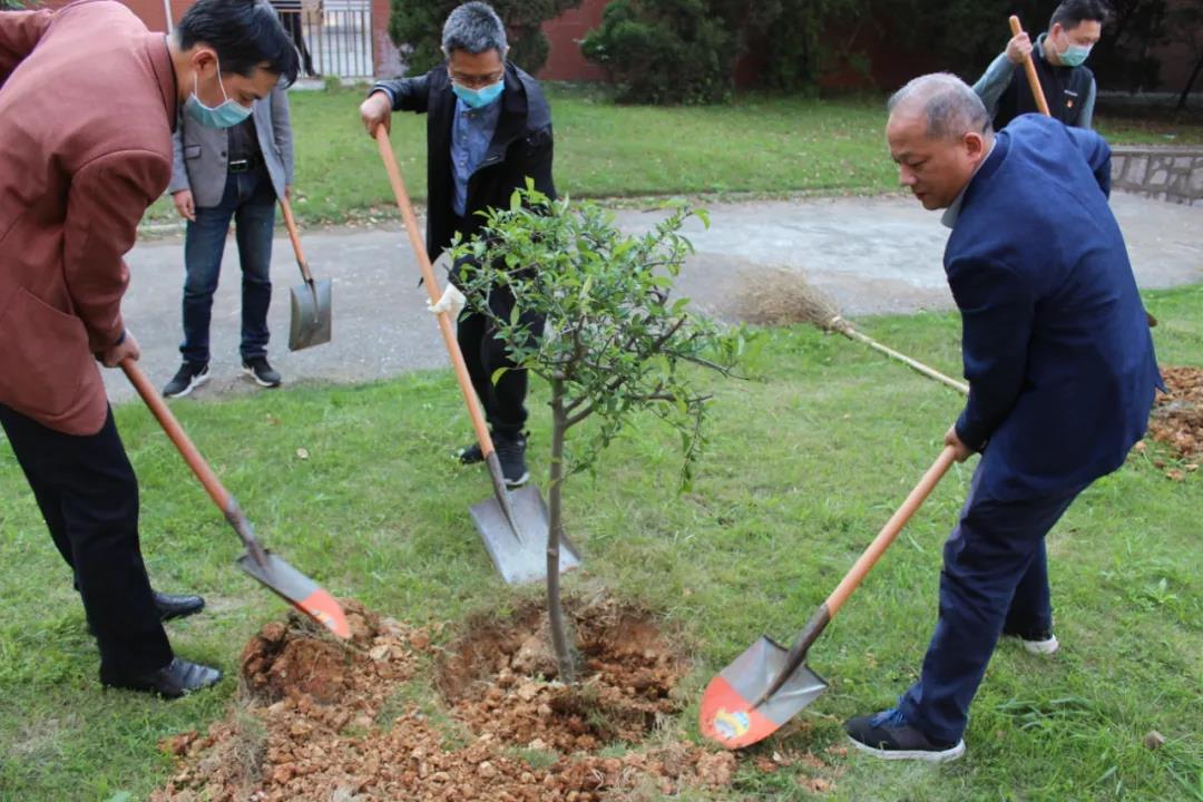 微信图片_20200425205047.jpg 微信图片_20200425205047.jpg