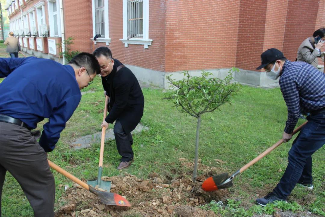 微信图片_20200425205055.jpg 微信图片_20200425205055.jpg