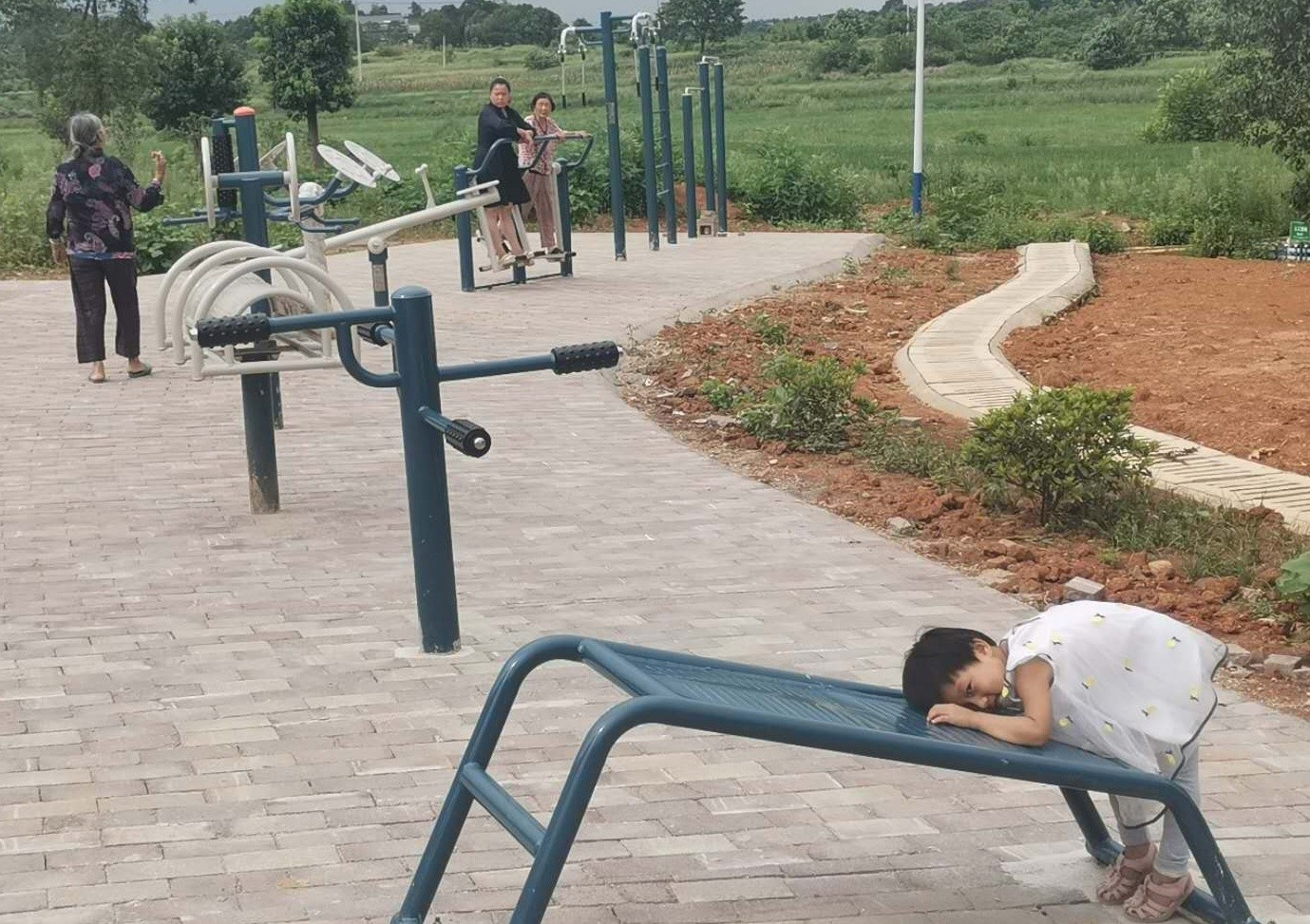 a5f302d839d296686189d53f0dde8aa_看图王.jpg a5f302d839d296686189d53f0dde8aa_看图王.jpg