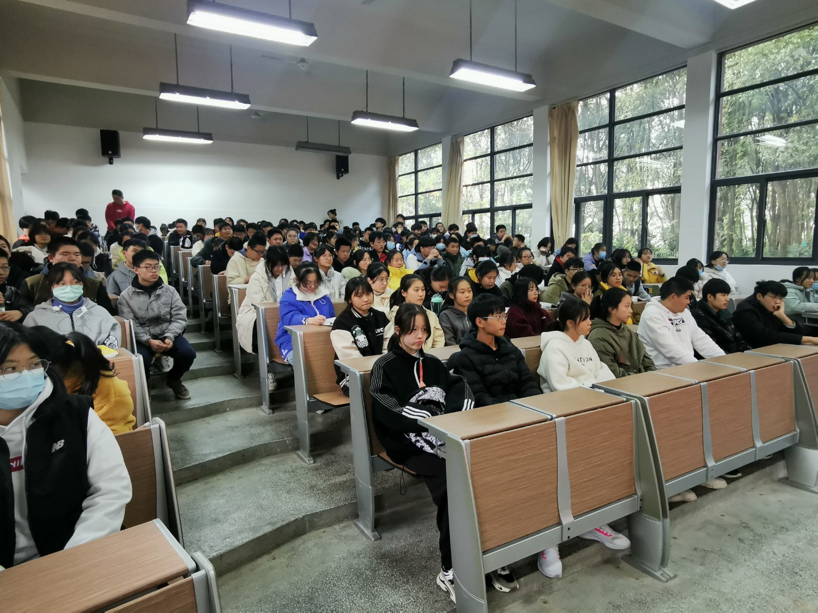 微信图片_202111241451072.jpg